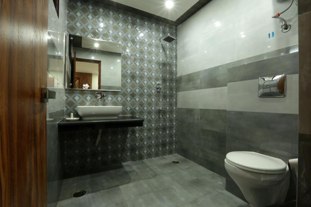 Hotel Katra Grand Exterior photo